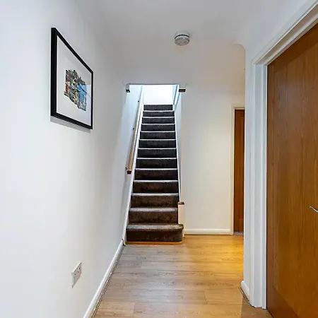 Light And Airy Upside Down House In Hackney Villa London Exterior photo